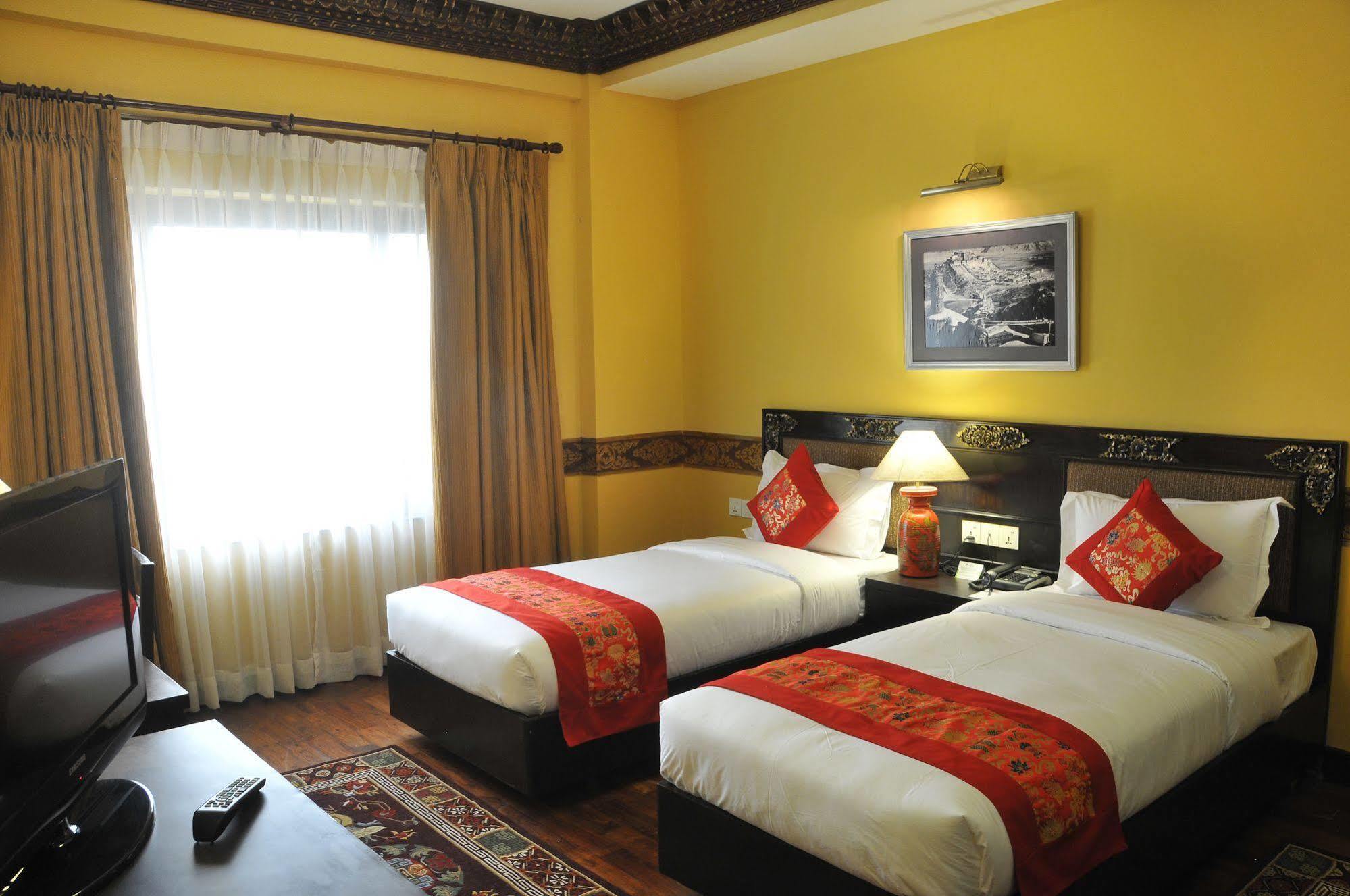 Hotel Tibet International Katmandu Værelse billede