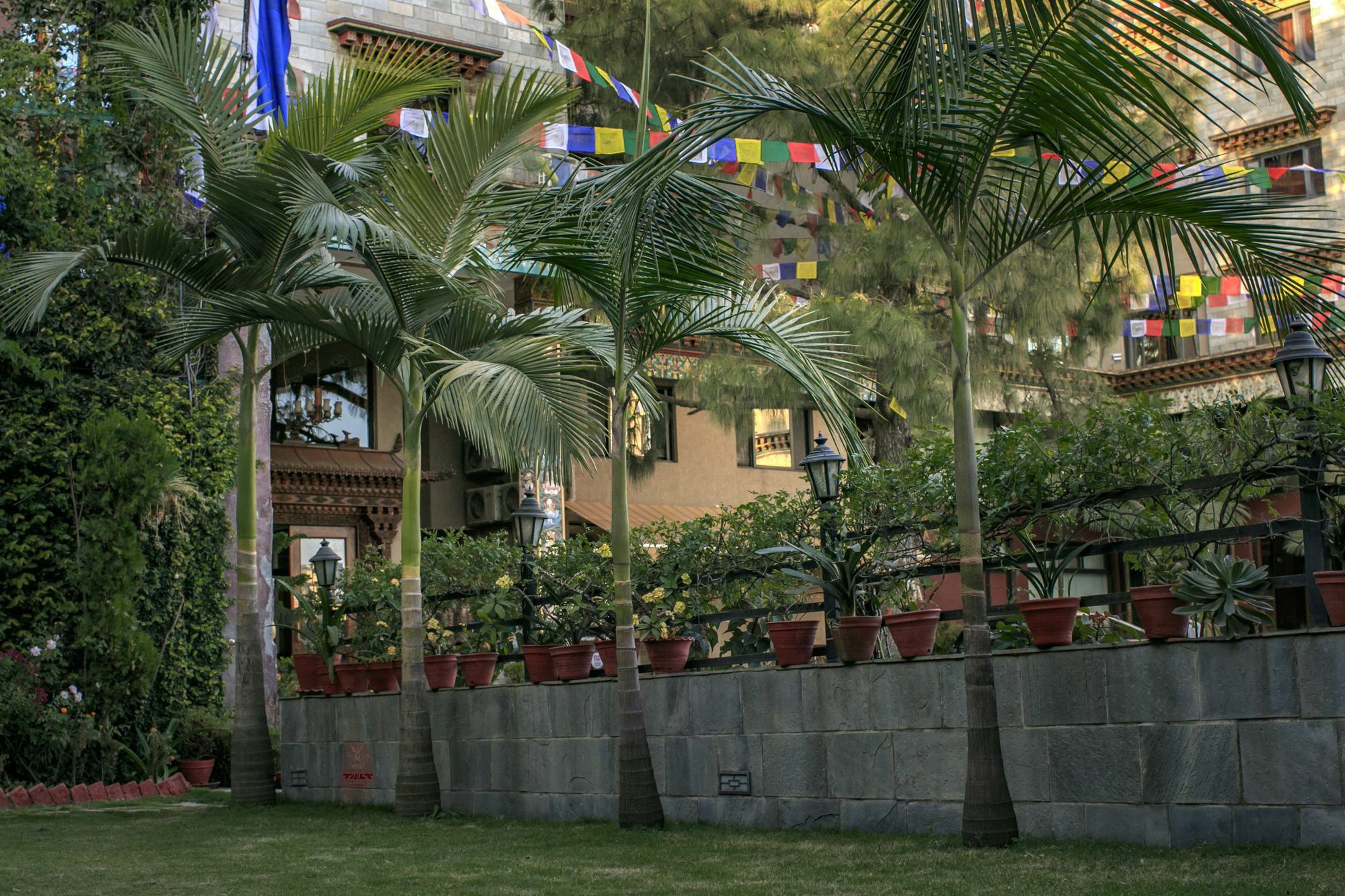 Hotel Tibet International Katmandu Eksteriør billede