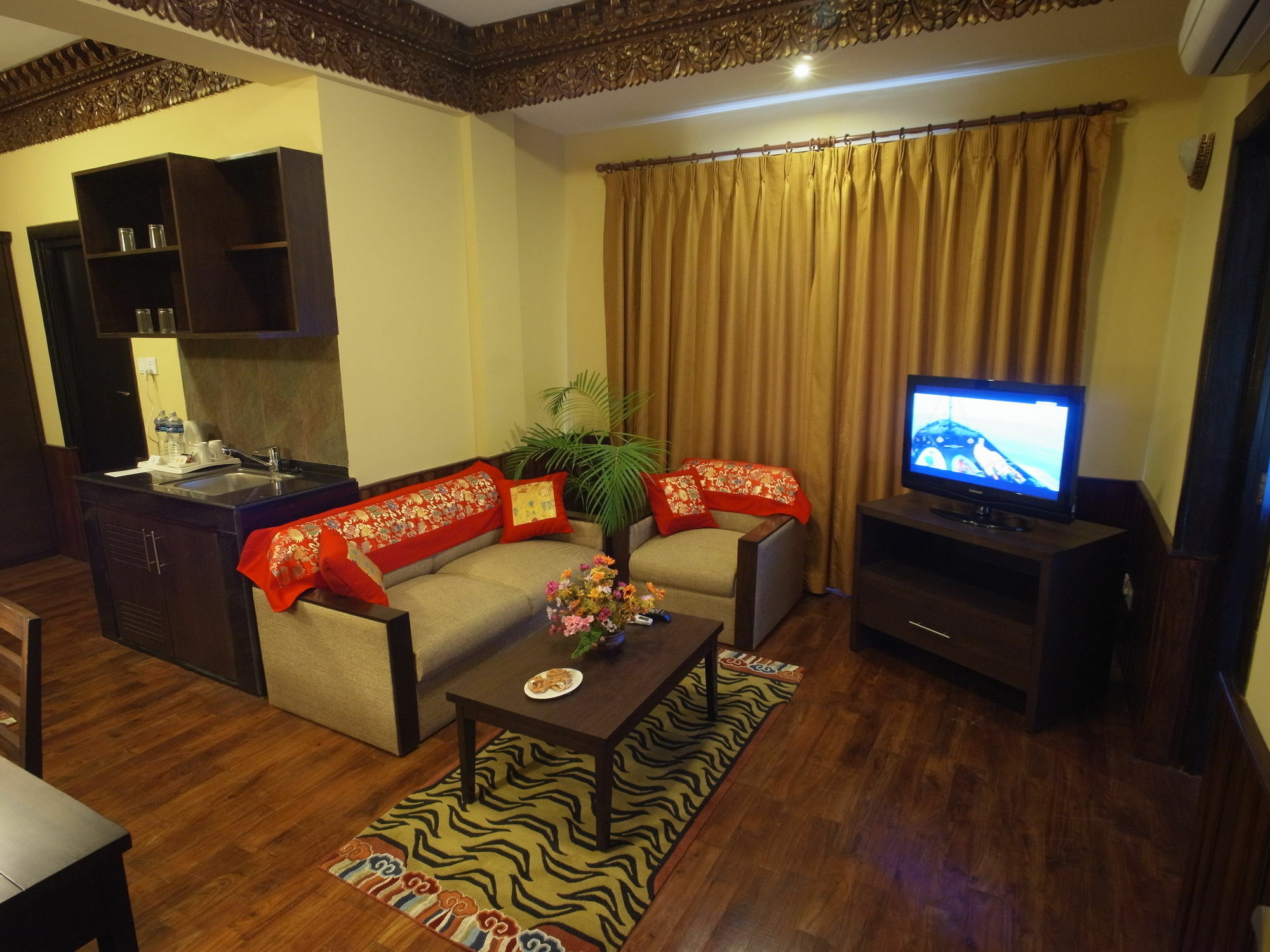 Hotel Tibet International Katmandu Værelse billede